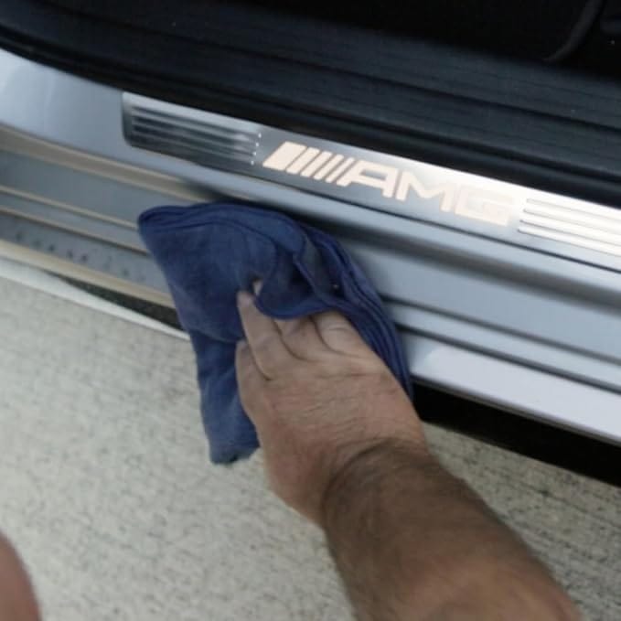 Load image into Gallery viewer, MEGUIARS Accessories Multi-Purpose Polishing Cloth - 40cm x 40cm