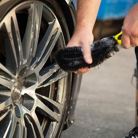 Load image into Gallery viewer, MEGUIARS Accessories Supreme Shine Universal Wheel Brush