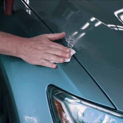 Load image into Gallery viewer, MEGUIARS Surface Prep Smooth Surface Clay Kit