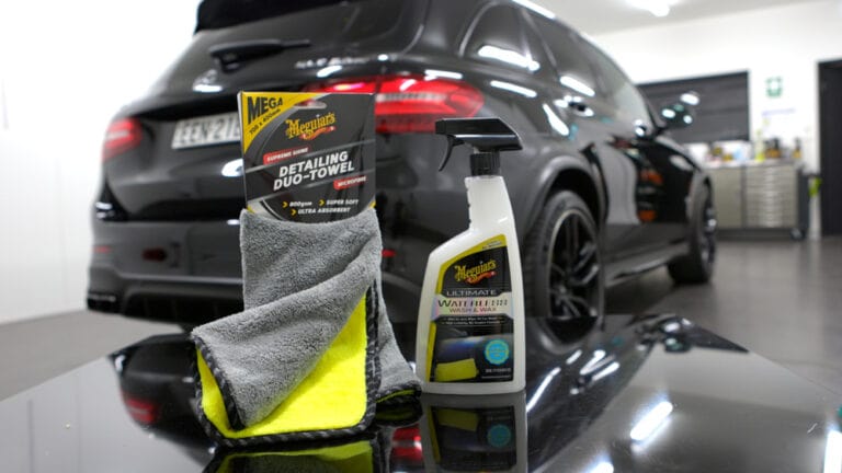 Load image into Gallery viewer, MEGUIARS Wash & Maintain Ultimate Waterless Wash and Wax - 768ml