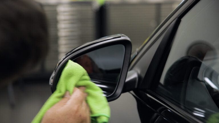 Load image into Gallery viewer, MEGUIARS Glass Cleaner Perfect Clarity Glass Cleaner - 710ml
