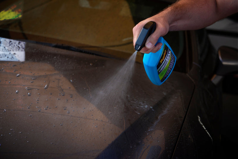 Load image into Gallery viewer, MEGUIARS Polish &amp; Protect Hybrid Ceramic Wax - 768ml
