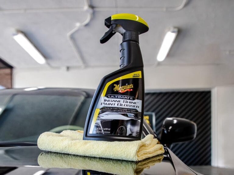 Load image into Gallery viewer, MEGUIARS Polish &amp; Protect Ultimate Insane Shine Paint Glosser - 473ml
