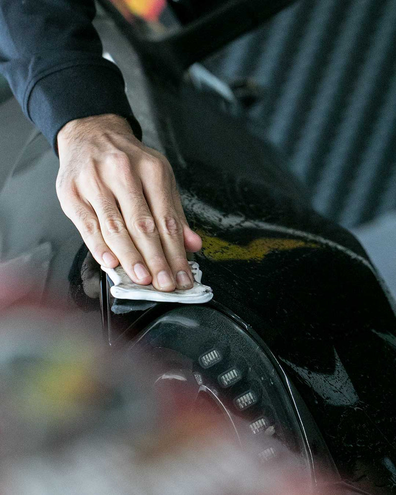 Load image into Gallery viewer, MEGUIARS Surface Prep Smooth Surface Clay Bars - 3 Pack
