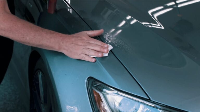 Load image into Gallery viewer, MEGUIARS Surface Prep Smooth Surface Clay Kit
