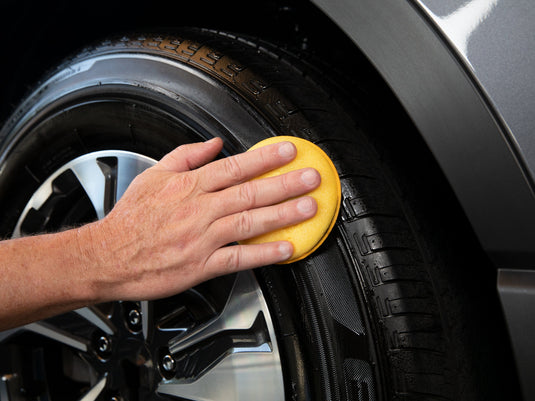 MEGUIARS Wheels & Tyres Hot Shine Tyre Spray - 710ml